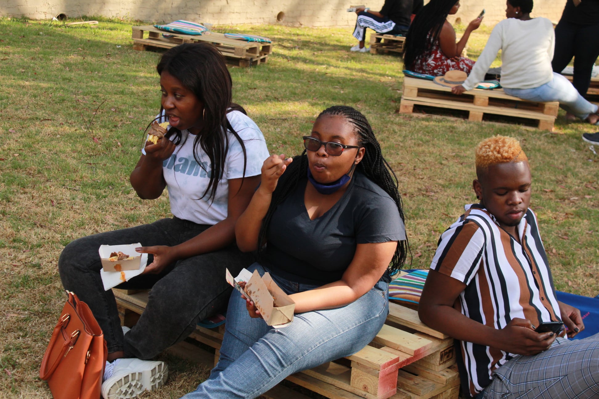 120848647_215925353290507_5463367708785443883_o